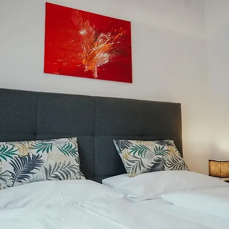 Konukevi Steinbichler - Und Check In 24-7 Graz