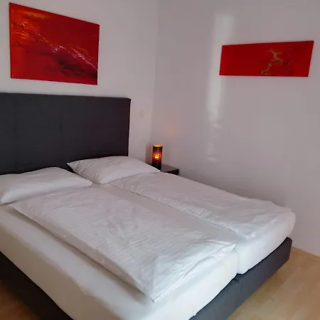 Steinbichler - Und Check In 24-7 Affittacamere Graz