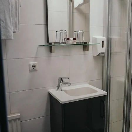 Steinbichler - Und Check In 24-7 Gasthuis Graz