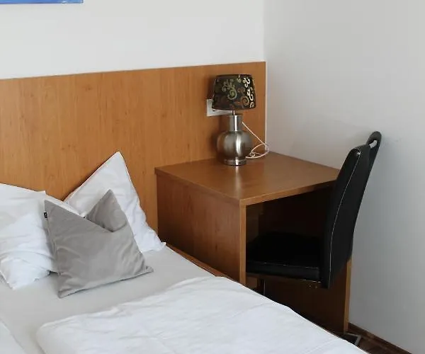 Steinbichler - Und Check In 24-7 Gasthuis Graz