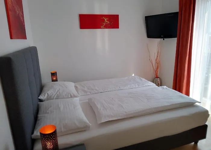 Gasthuis Steinbichler - Und Check In 24-7 Graz